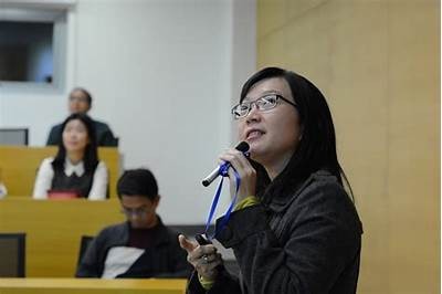 从新视角解读毛片传媒：带你探索麻豆背后的故事与创意